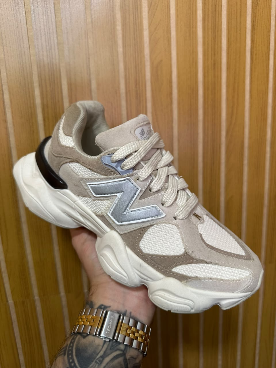 Tênis New Balance 90/60 Bege Importado Vietnã