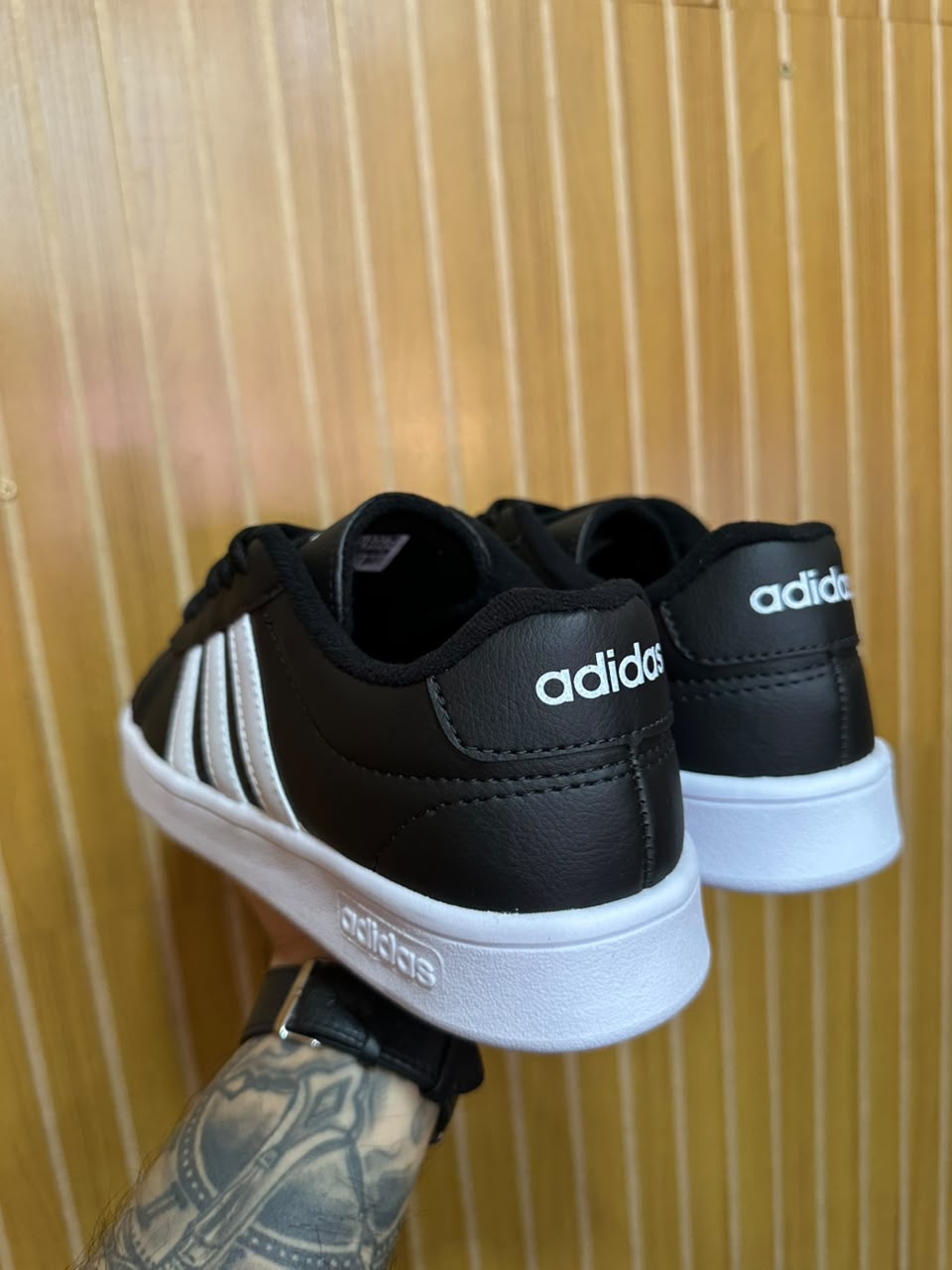 Tênis Adidas Grand Court Preto/Branco