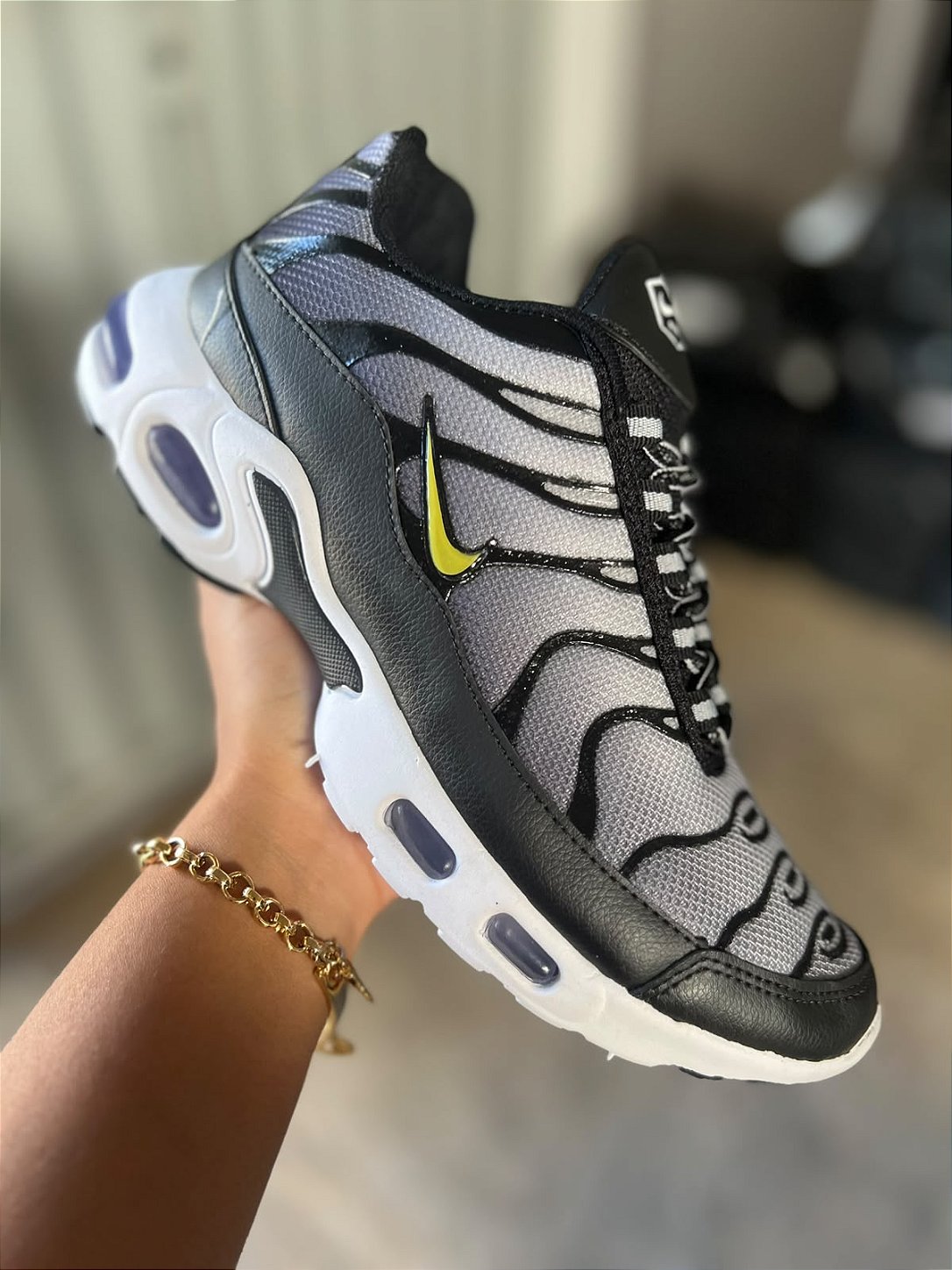 Tênis Nike TN Cinza Chumbo/Branco Nacional