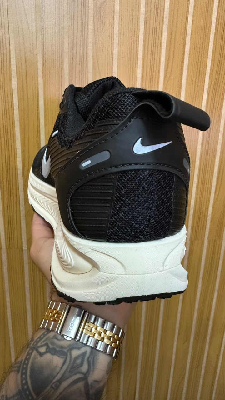 Tênis Nike Zoom X Preto/Branco Nacional