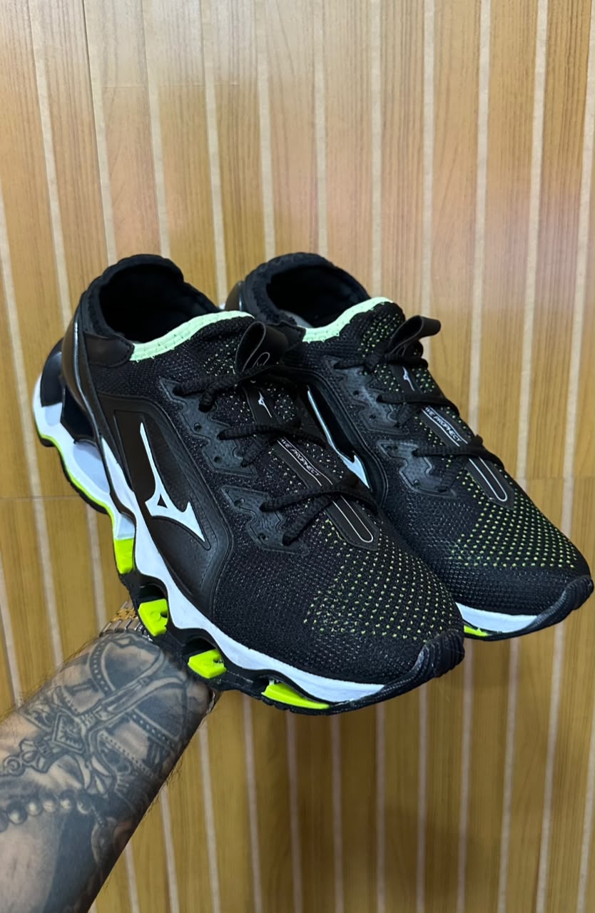 Tênis mizuno Pro X Preto/Branco/Verde