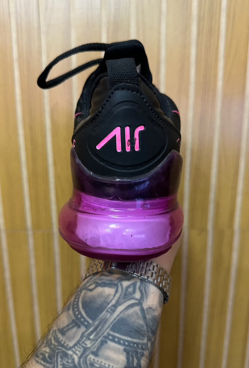 Tênis Nike Air 270 Preto/Rosa OBS: Último Par Tênis Mostruário.