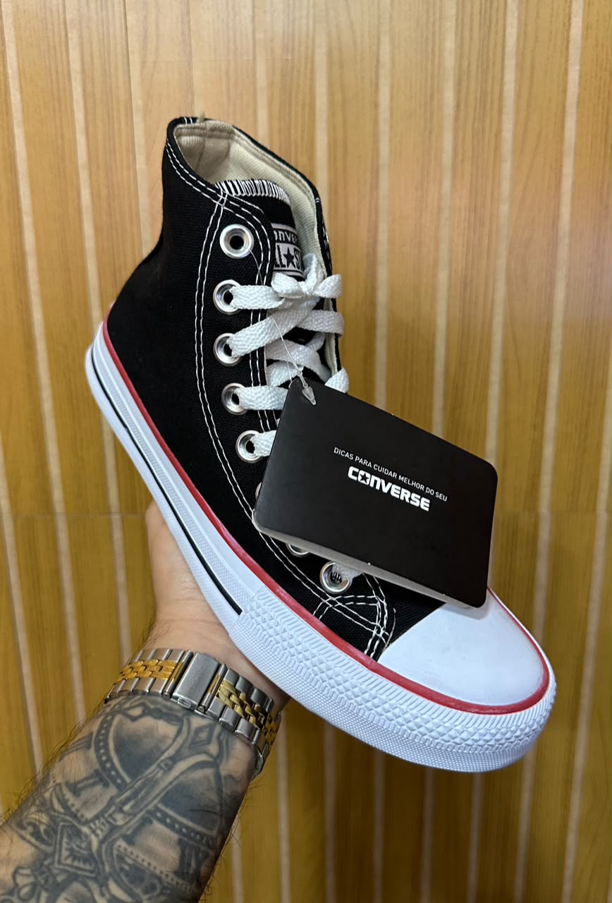 Tênis All Star Cano Longo Preto/Branco Premium.