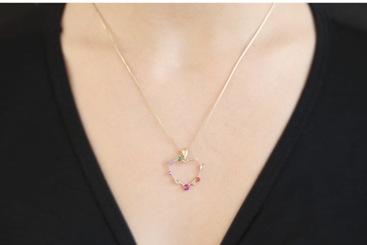Colar Coração Vazado Colorido Ouro 18 K