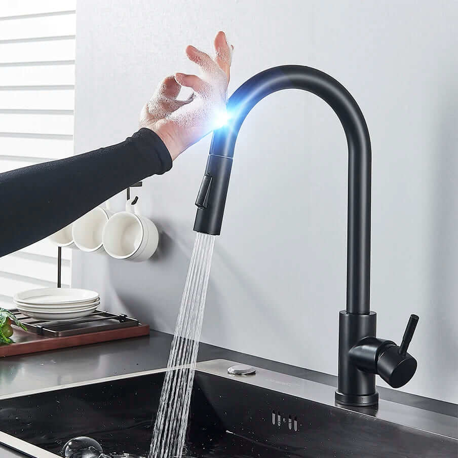 Hídrica Metais Torneira Gourmet com Sensor Touch Extensível