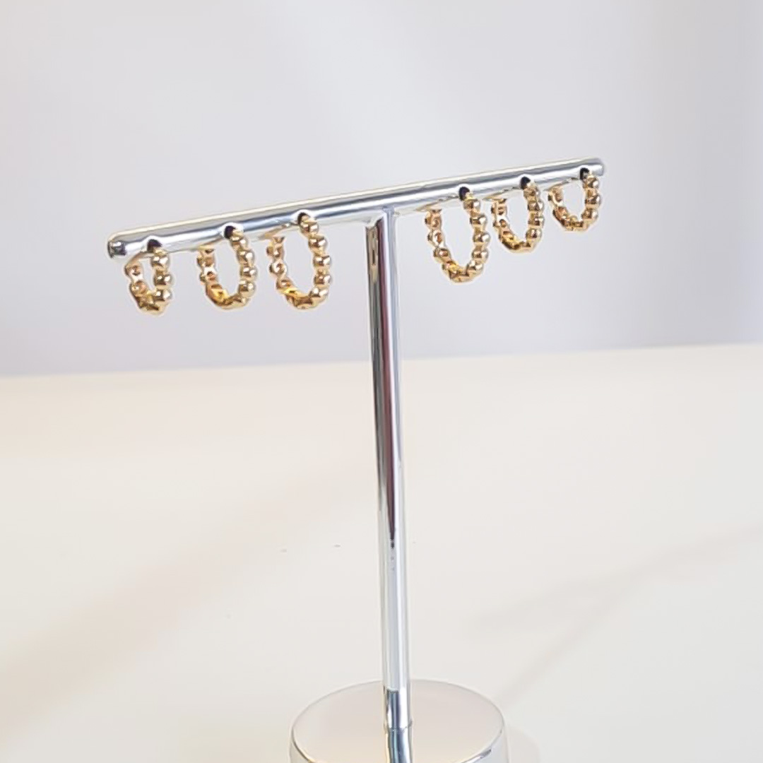 TRIO DE BRINCOS DE ARGOLA COM BOLINHAS BANHADO OURO 18K