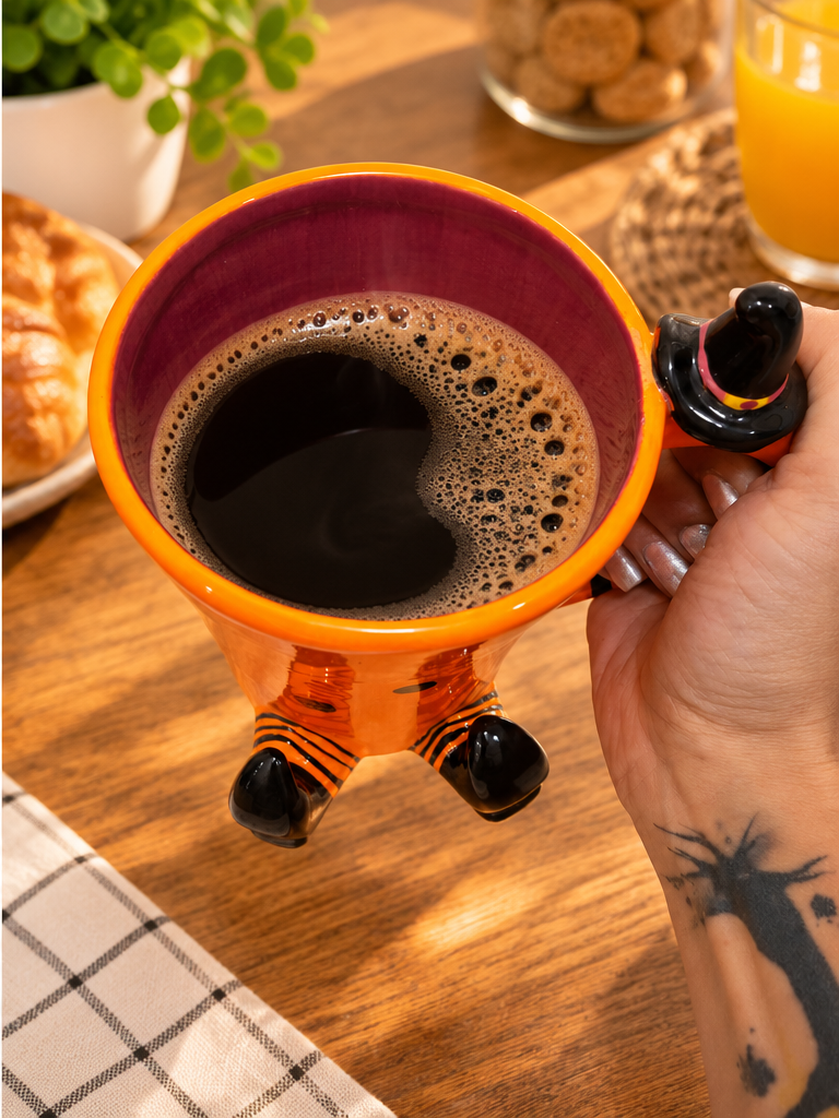 Caneca Grande Bruxinha
