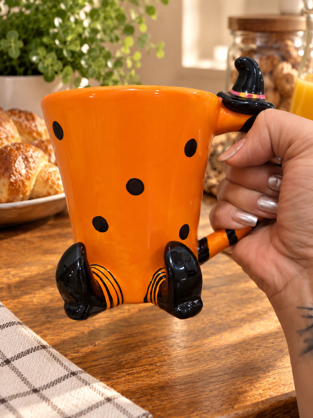 Caneca Grande Bruxinha
