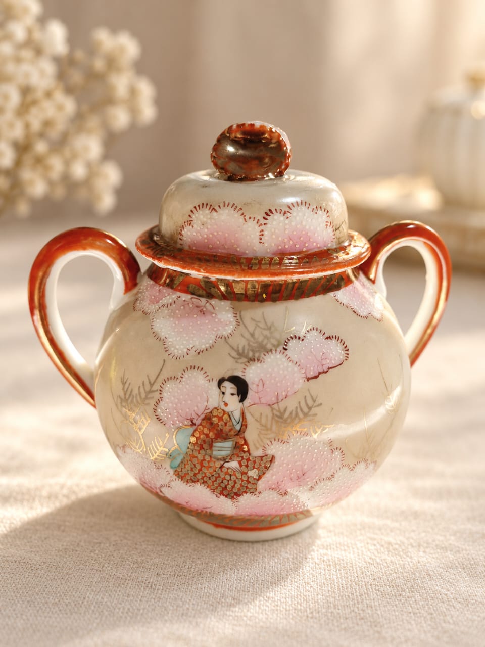 Açucareiro de Porcelana Kutani Assinado