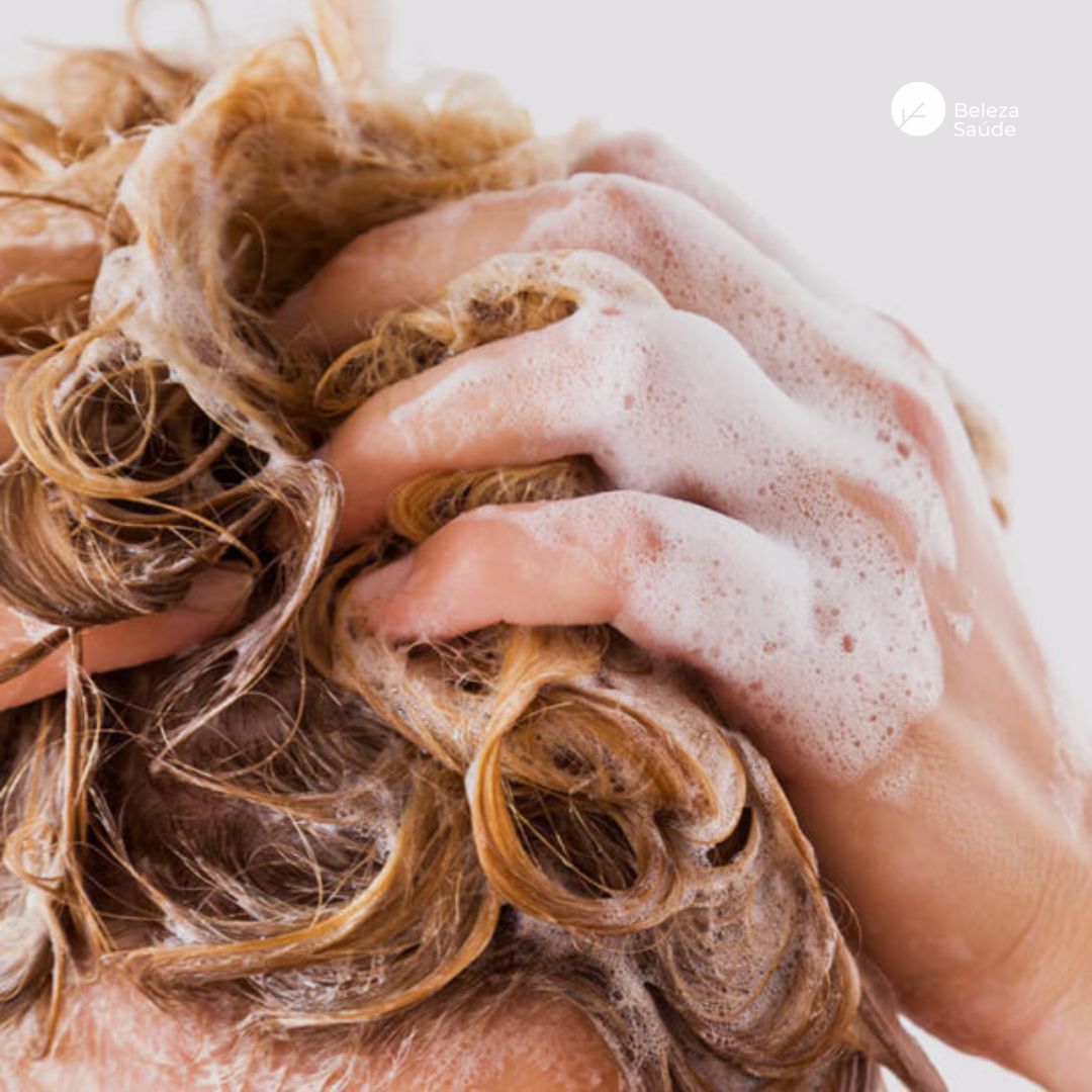 Shampoo Anticaspa Cetoconazol + Sulfeto De Selênio : 120ml