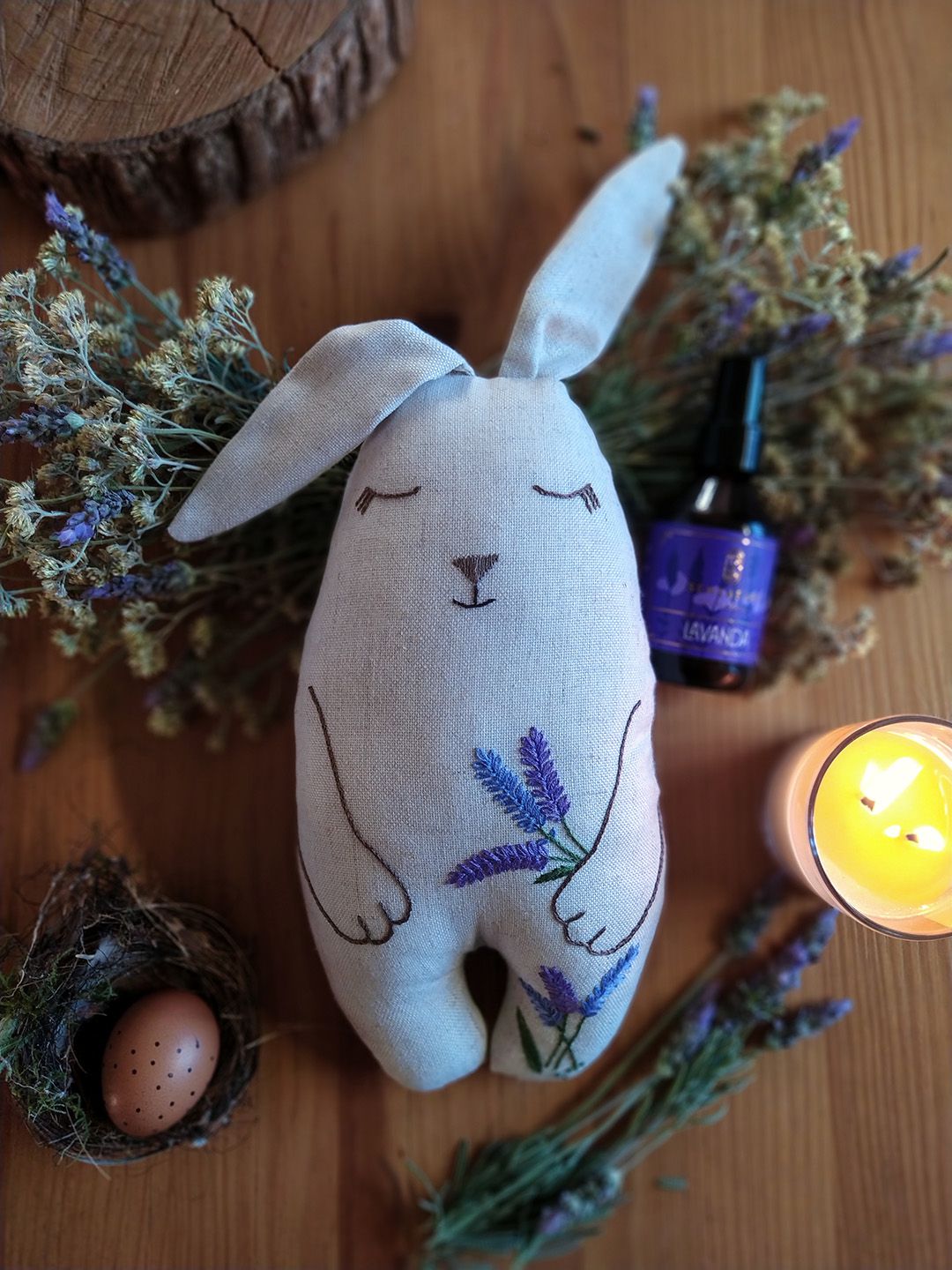 Naninha Coelhinha Luna e Aromatizador Natural de Lavanda