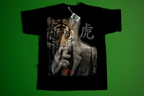 Camiseta PRАDA Estampa de Logo Tigre - Preta