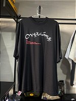 OVERCOME Oversized (Preto)