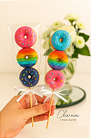 Pirulito com 3 Mini Cake Donuts Decorados