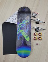 SKATE PROFISSIONAL COMPLETO - SHAPE 8.5 - RODAS 58MM