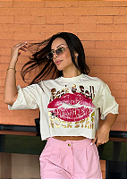 Cropped Kisses