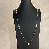 Colar Longo Trevo Branco Dourado
