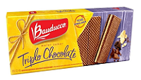 Biscoito Wafer Triplo De Chocolate Bauducco 140g