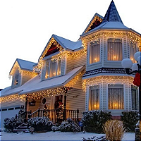 Cascata com 300 LEDs Branco quente 8 funções 6 metros com memória bivolt IP44 uso externo.