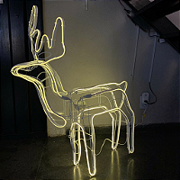 Armação De Rena Neon Branco Quente 220V IP44 uso externo.