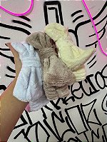 Faixa de Cabelo de Pelúcia - Conforto e Estilo