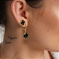 ARGOLA TREVO BLACK 14MM BANHADO A OURO 18K