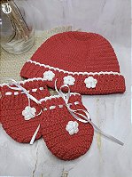 Kit Maternidade Clássico RN – Touca + Luvinhas Flores de Pérola (Vermelho)
