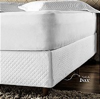 Saia para Box Queen Matelassada – Elegância e Proteção para sua Cama