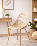 Cadeira Camila para Jantar com Design Contemporâneo e Pernas em Metal com Efeito Madeira (Beje)