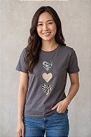 T-shirt Corações animal print