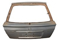 Tampa Traseira Porta Malas Astra Hatch 98/2002 2 Portas Prateado
