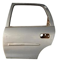 Porta Traseira Esquerda Corsa Classic Sedan 98/2008 Filé Traseira Motorista Prateado