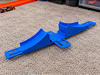 Pista de Corrida com Salto Compatível com Hot Wheels azul em Impressão 3D