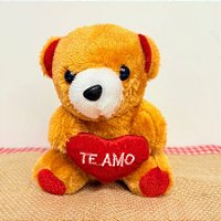 Urso de Pelúcia Com Coração Vermelho - Marrom - 15cm - 1 unidade - Rizzo