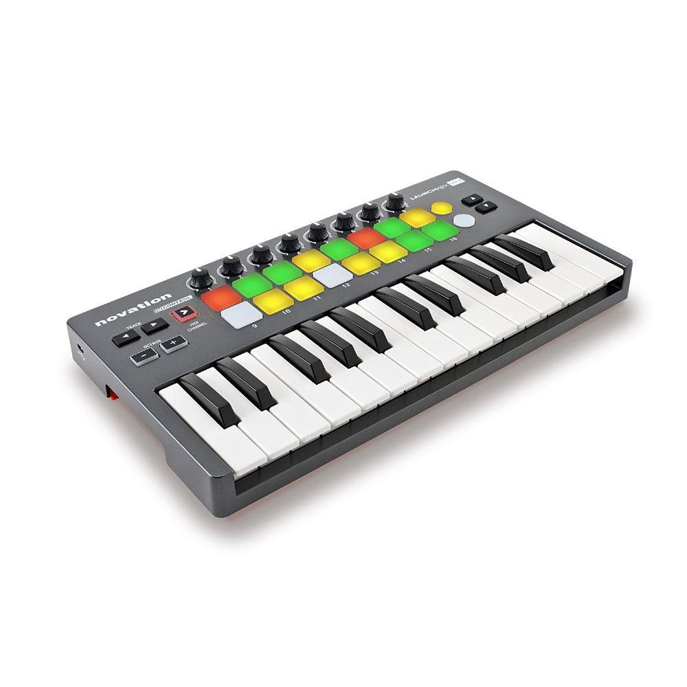 Controlador Novation MIDI USB Launchkey Mini MK3 - Toda