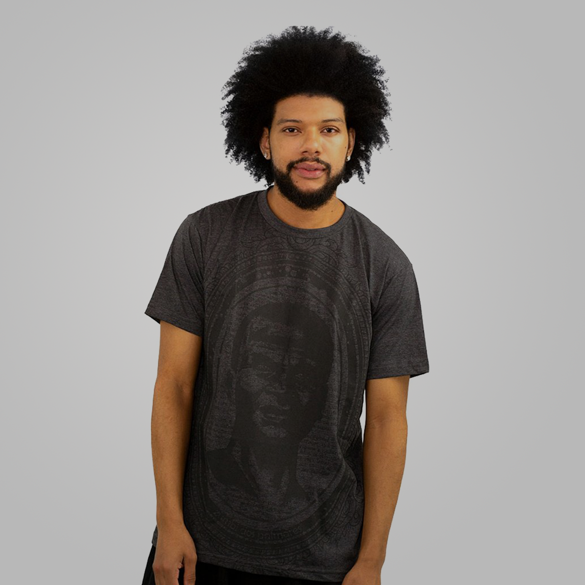 Camiseta Zumbi do Palmares - cinza chumbo