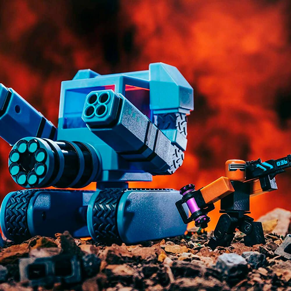 Boneco Roblox Action Collection - Tower Battles: ZED com Veículo