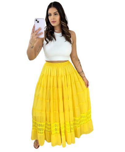 Saia vermelha sales com blusa amarela