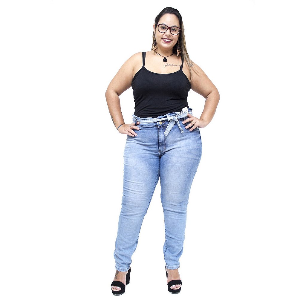 calça jeans clochard plus size