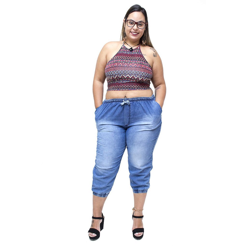 calça jeans jogger feminina plus size