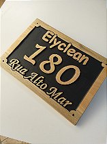 Número Residencial Personalizado em Madeira - 40 x 28 cm