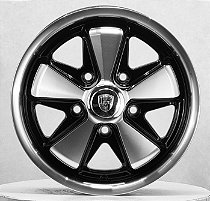 Jogo de Rodas FUCHS 911 Aro 15 tala 4,5 / 5,5 / 6,5 furação 5x130 Preta diamantada