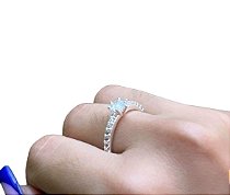 Anel Solitário Cravejado Luxo em Prata 925