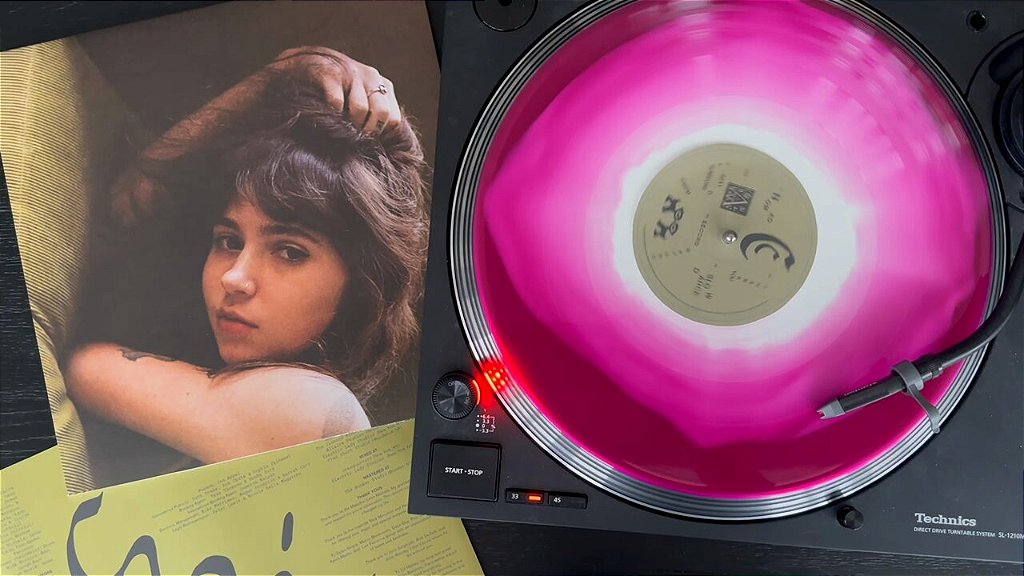 Clairo Charm レコード Biglove限定LP CLAIRO 'CHARM -JAPAN EDITION-' – BIG LOVE RECORDS