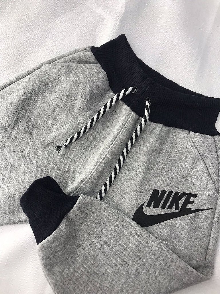 Calça Moletom Infantil Nike - Moda Brás