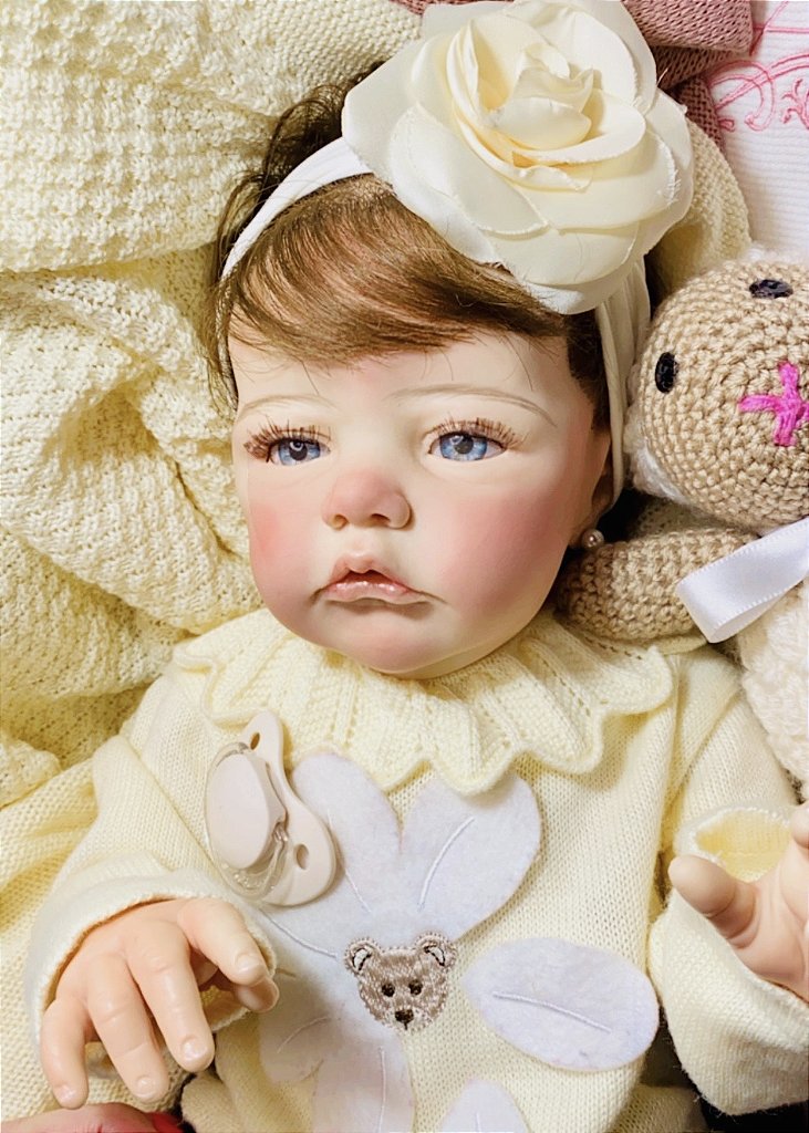 BEBÊ REBORN DE SILICONE MENINA BIA MEGA REALISTA MAMA E FAZ XIXI -  Maternidade Mundo Baby Reborn