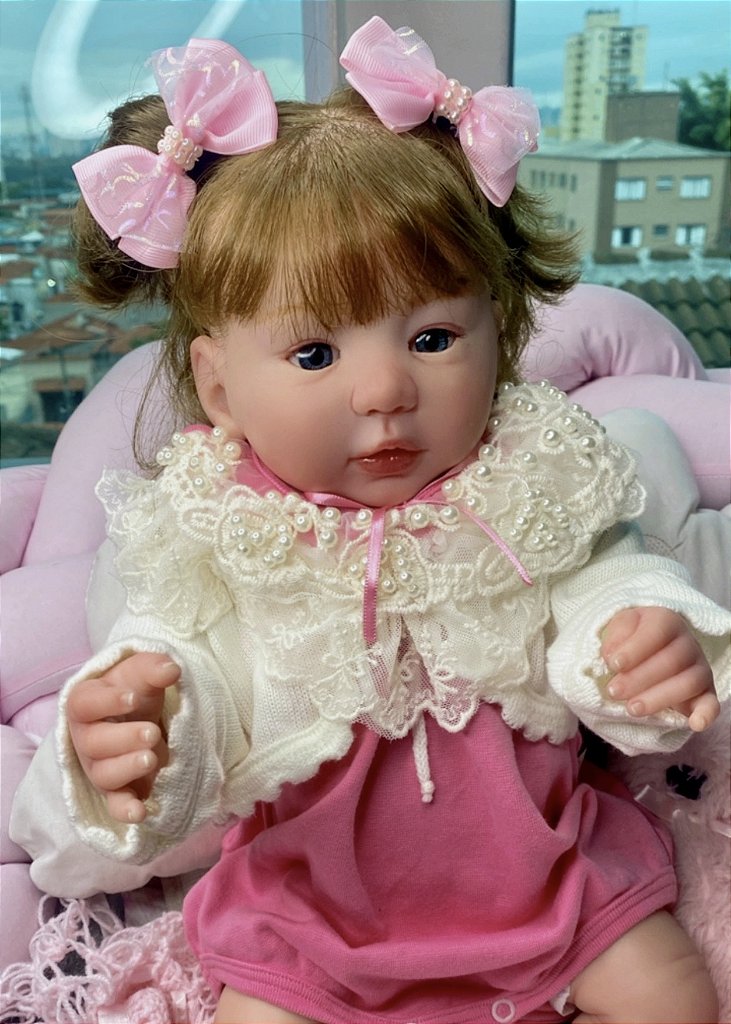 BEBÊ REBORN REALISTA ALEXANDRA SUPER MEIGUINHA TODA EM SILICONE MARAVILHOSA  - Maternidade Mundo Baby Reborn