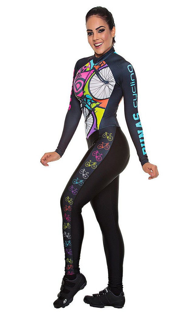 roupa feminina para andar de bicicleta