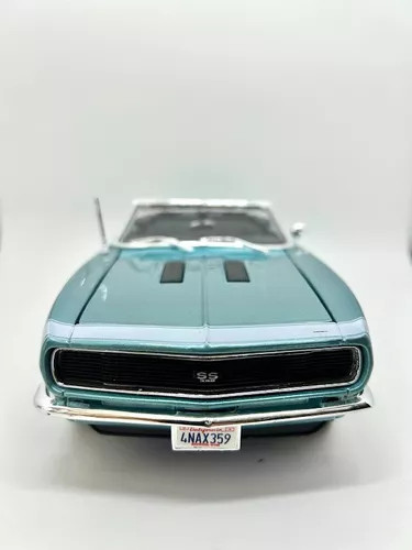 Miniatura Carro Chevrolet Camaro SS 396 1967 Azul - 1/18 Maisto
