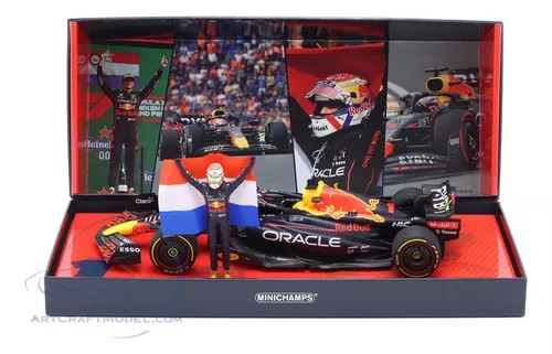 Miniatura Formula 1 Red Bull Rb18 - F1 Max Verstappen 1/18